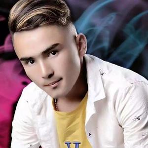 熟女浓密阴毛受不了说喜欢大鸡巴小伙
